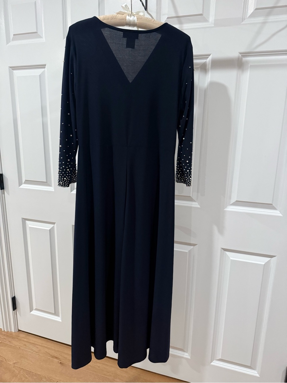 MSK Elegant Navy V-Neck Maxi Dress with Embellished Sleeves - Picture 3 of 4